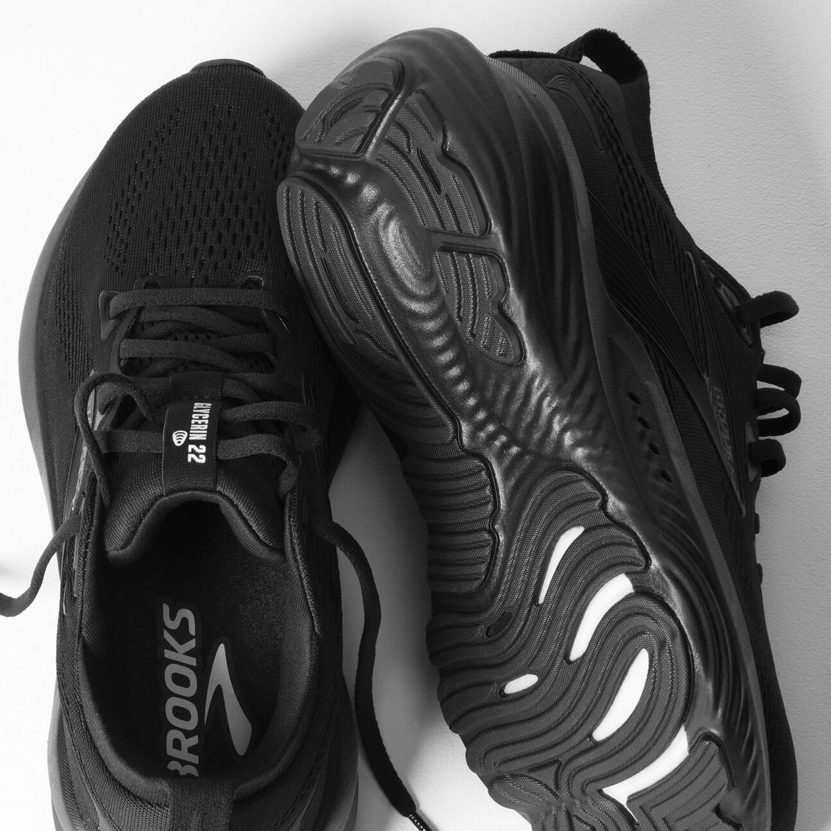 Brooks Women's Glycerin 22 Sneakers