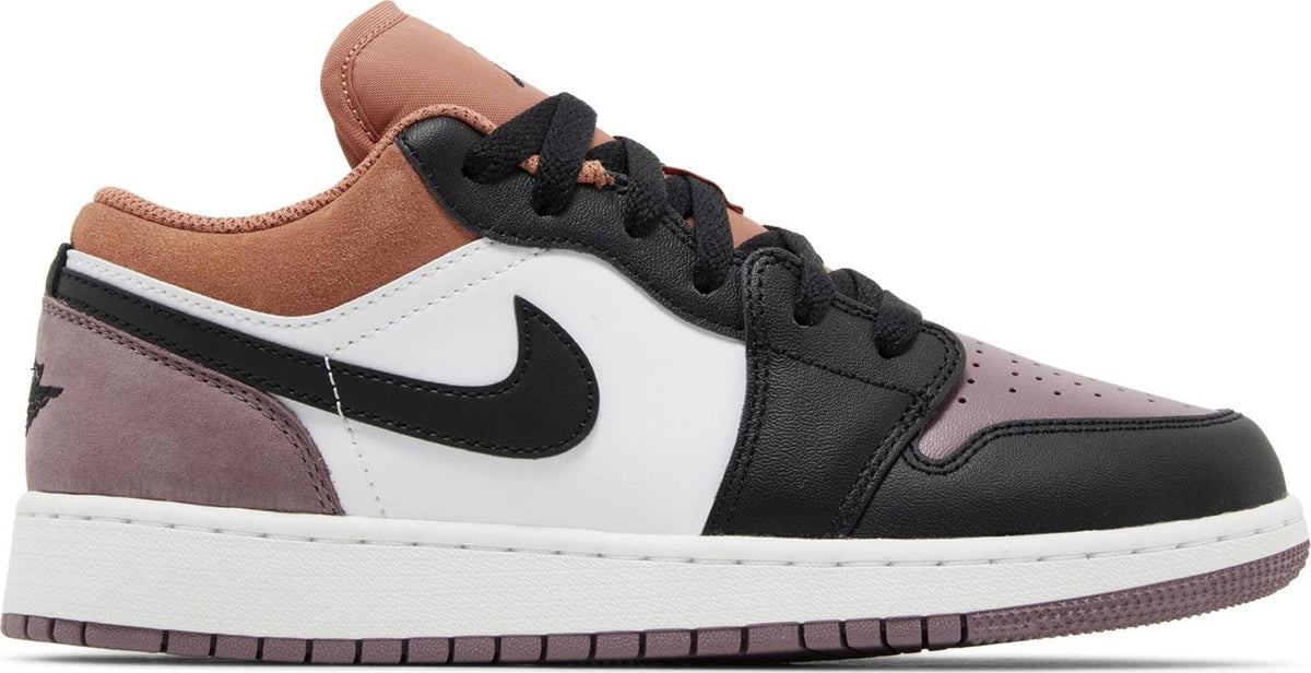 Air Jordan Grade School Retro 1 Low Se 'Sky J Mauve Gs' Sneakers