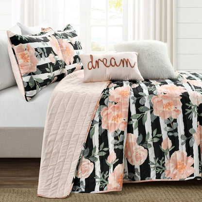 Amara Watercolor Rose Quilt Set
