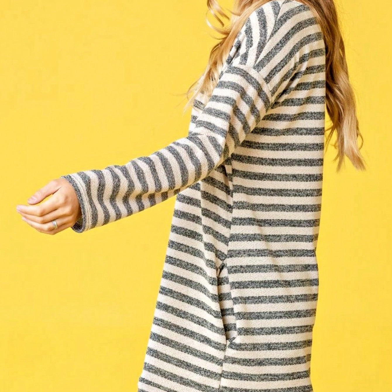 Boho Retro 90's Vintage  Preppy V Stitch  Stripe Knit Contrast Binding Brushed Soft Floral Raglan Sleeve Tunic Top Pullover Only