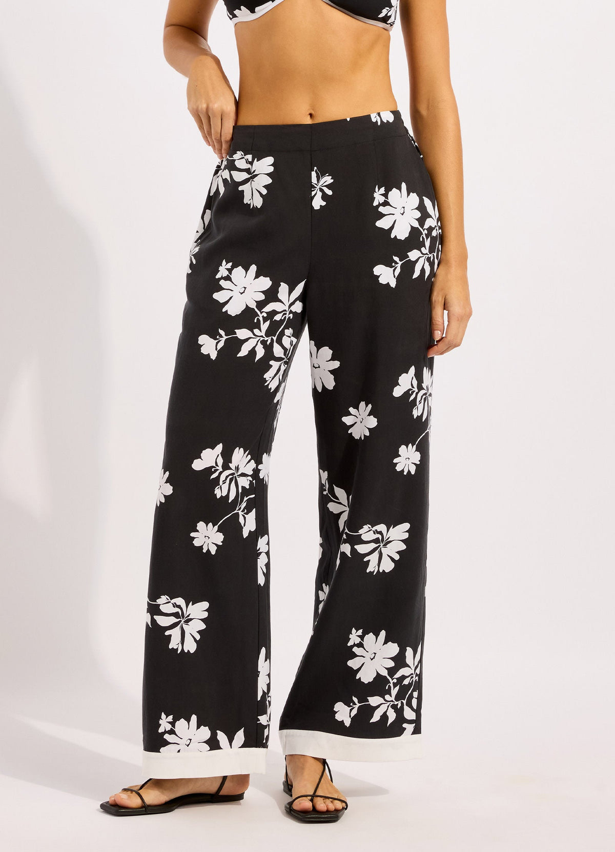 Mayflower Tailored Wide Leg Pant