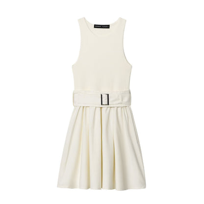 Sleeveless dress with waist belt and diagonal splicing
