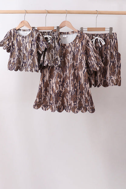Camouflage scalloped mom&me shorts set