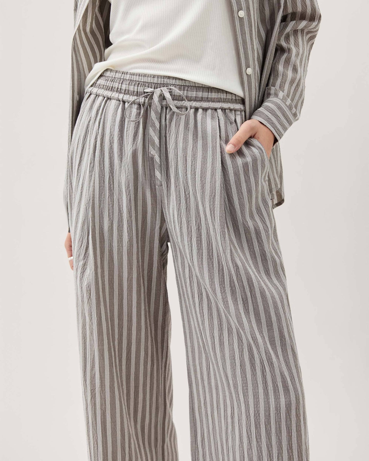Womens Palermo Pant - Poly Seer Sucker Stripe - Black Stripe