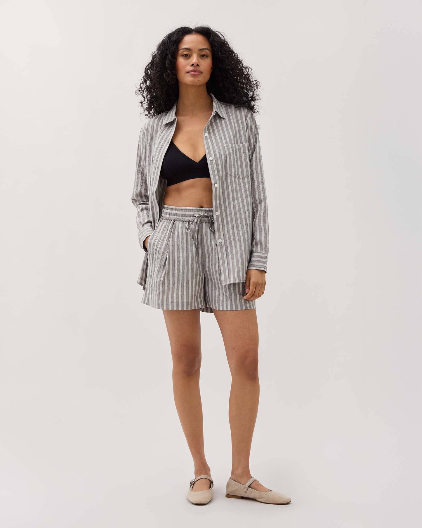 Womens Palermo Short - Poly Seer Sucker Stripe - Black / White Stripe