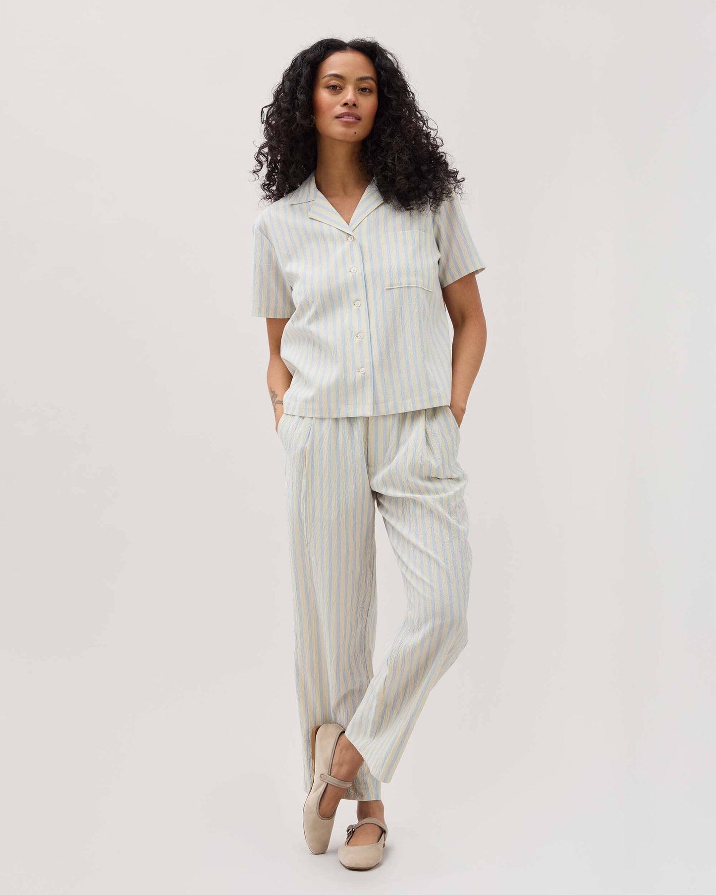 Womens Palermo Short Sleeve Camp Shirt - Poly Seer Sucker Stripe - Vanilla Blue Stripe