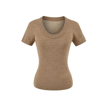 U-neck short sleeved top