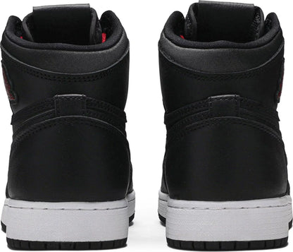 Air Jordan Grade School Retro 1 High Og 'Black Satin Gym Red Black' Gs Sneakers