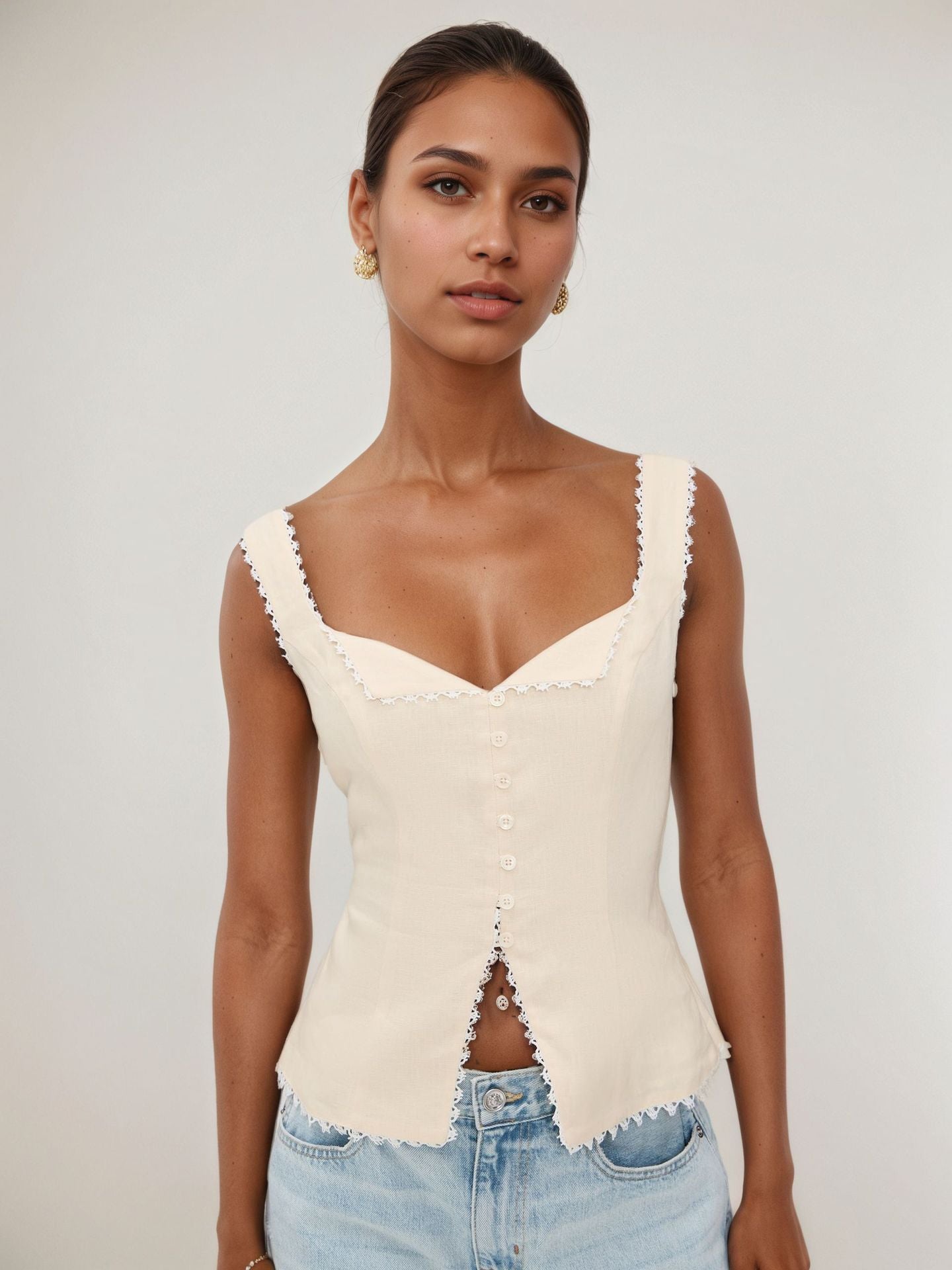 Solid color sleeveless vest top