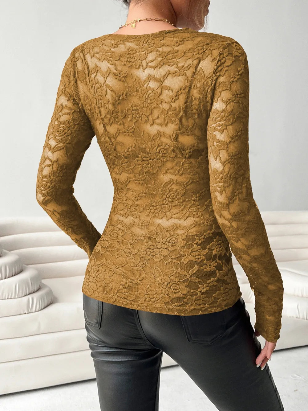 V-neck fan-shaped collar solid color long sleeved slim fit top with lace top
