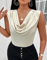 Slim fit sleeveless t-shirt for women