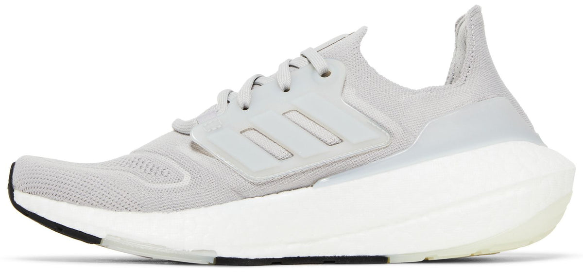 adidas Women's Ultraboost 22 W Sneakers