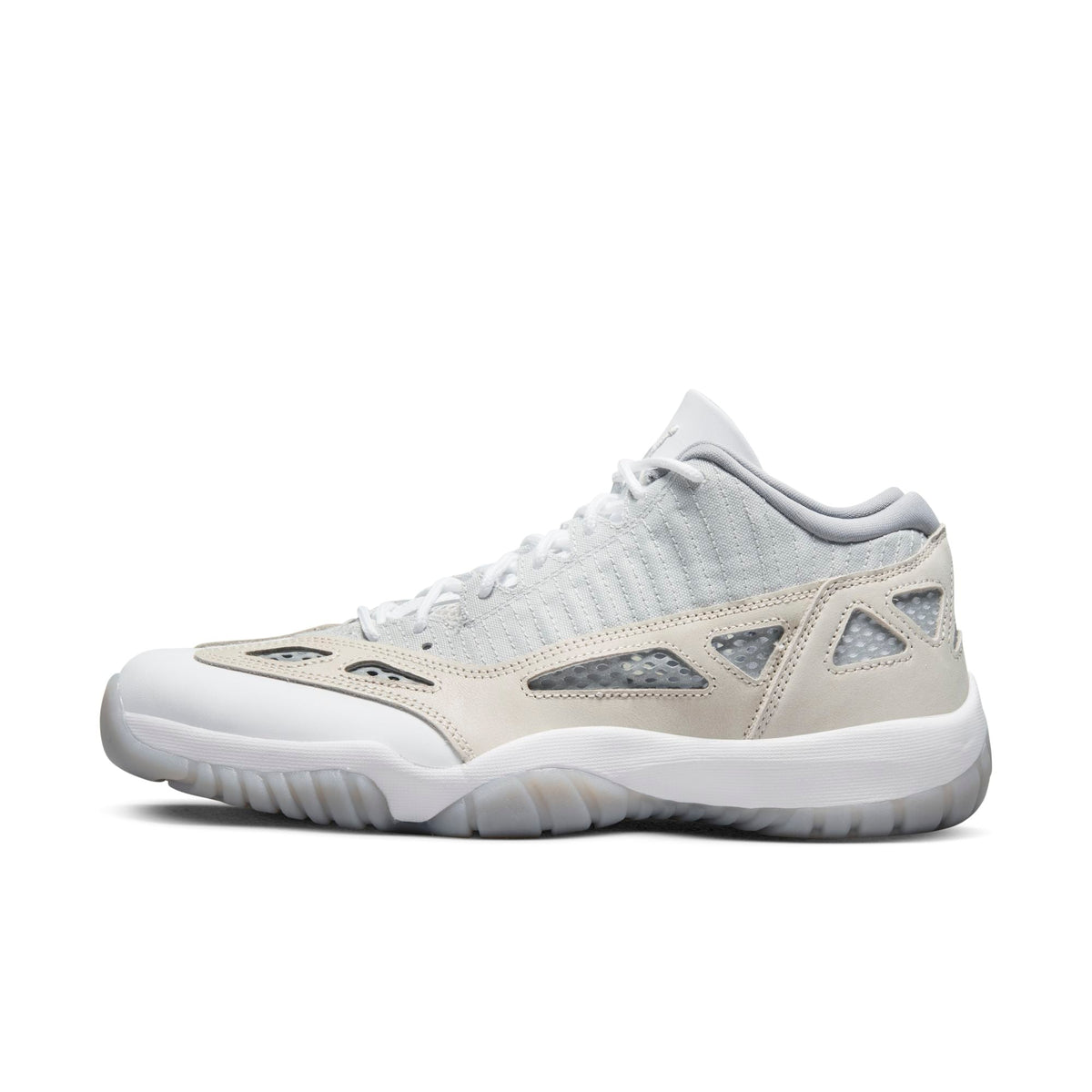 Air Jordan Men's Retro 11 Low Ie Sneakers