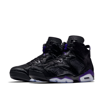Air Jordan Men's Retro 6 "Social Status" Sneakers