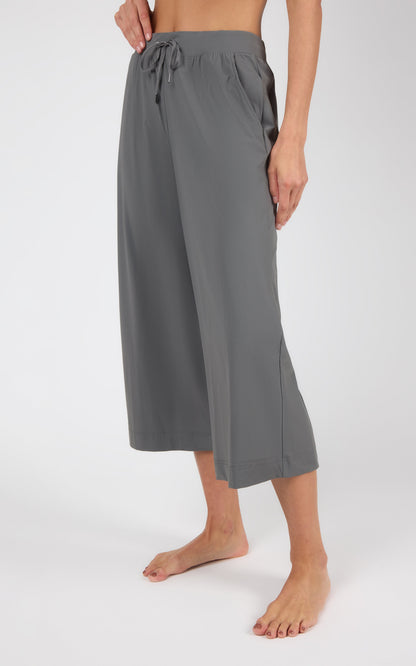 90 Degree by Reflex Warp Avenue Gaucho Pant