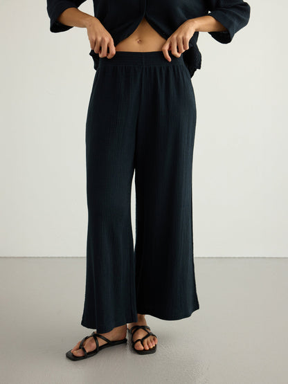 Aura Palazzo Pants - Black