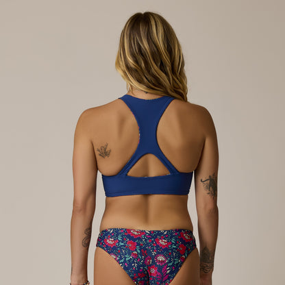 Carve Designs Sanitas Compression Reversible Top - Isla/Setsail