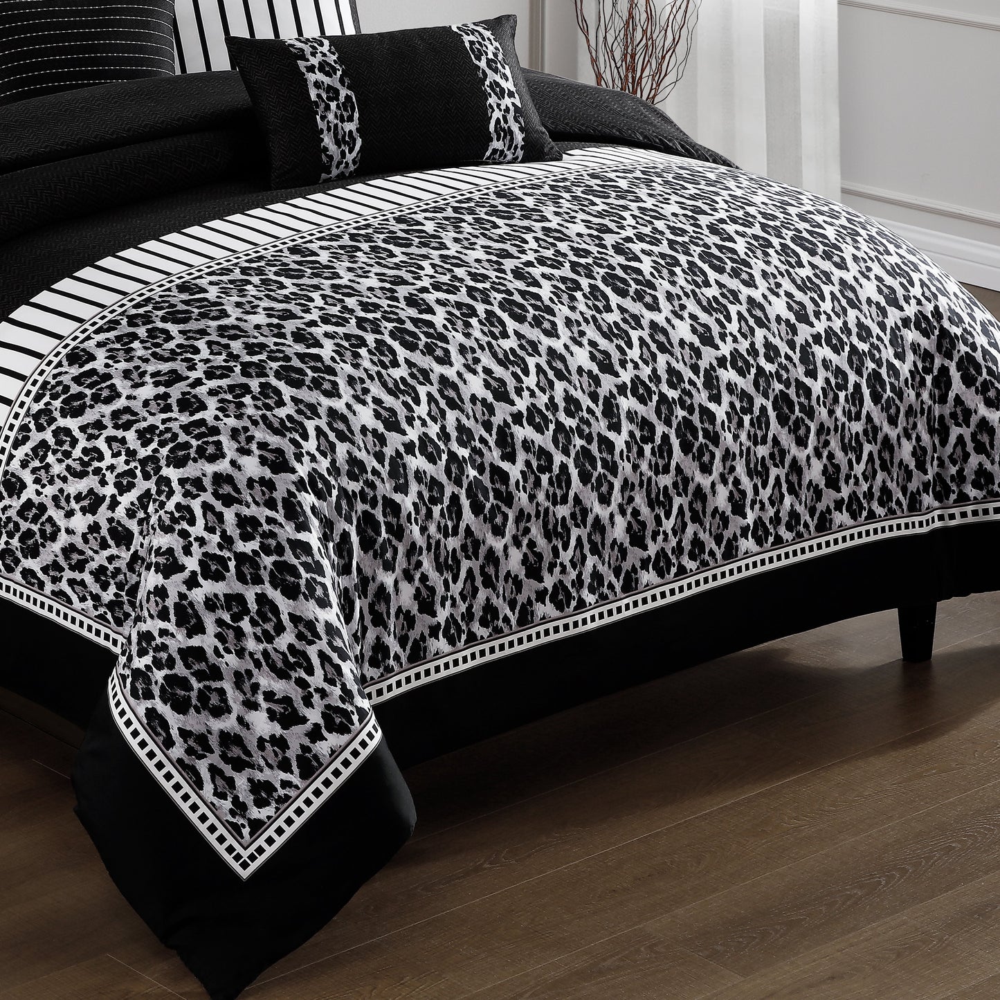 Bebejan Jaguar 5 Piece Reversible Comforter Set