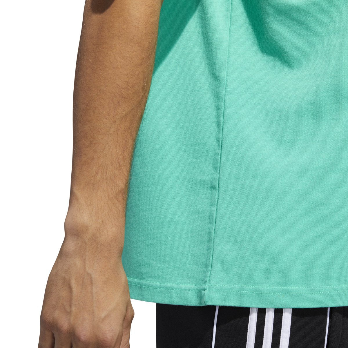 adidas Men's Signiture Tee