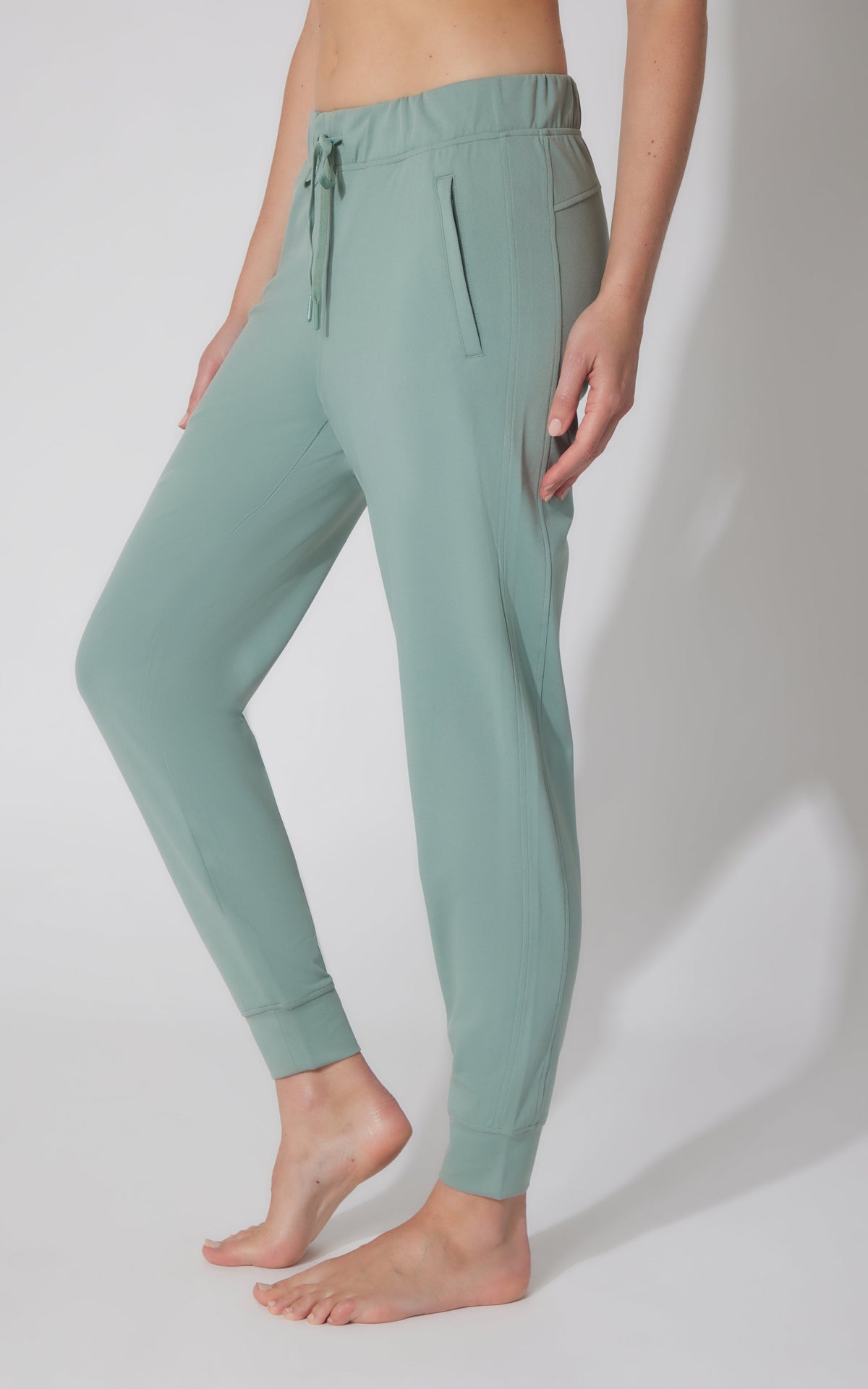 90 Degree by Reflex Lux Avenue Side Pocket Jogger