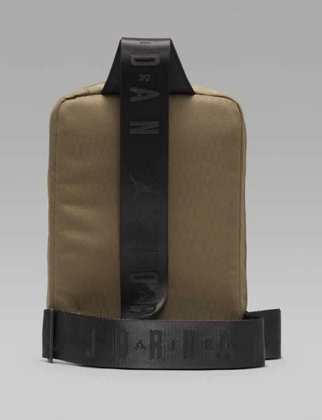 Air Jordan Unisex Collectors Crossbody 3L Bag - MA0957-E6F