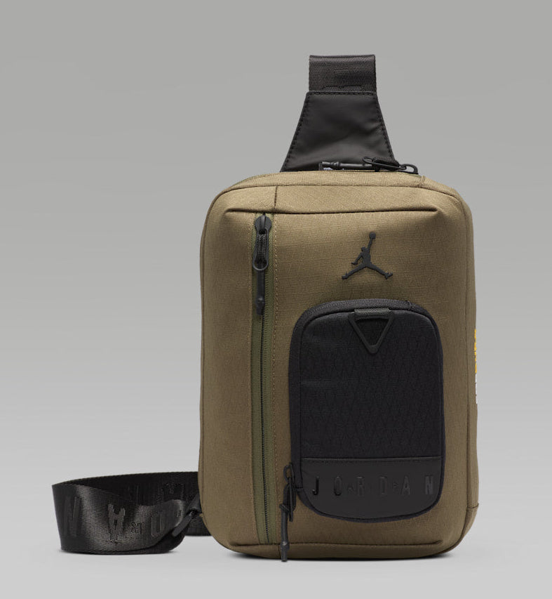 Air Jordan Unisex Collectors Crossbody 3L Bag - MA0957-E6F