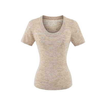U-neck short sleeved top