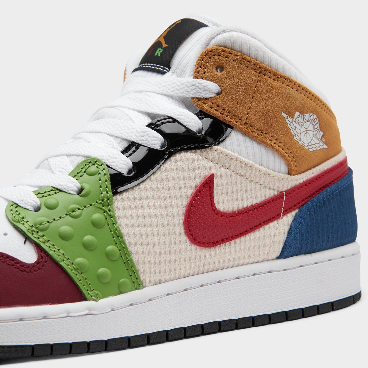 Air Jordan Grade School Retro 1 Mid Se 'Messy Room' Gs Sneakers