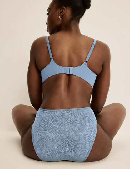 Essential Lace French Cut - Last Call