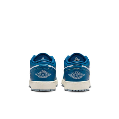 Air Jordan Grade School Retro 1 Low Se Gs Sneakers