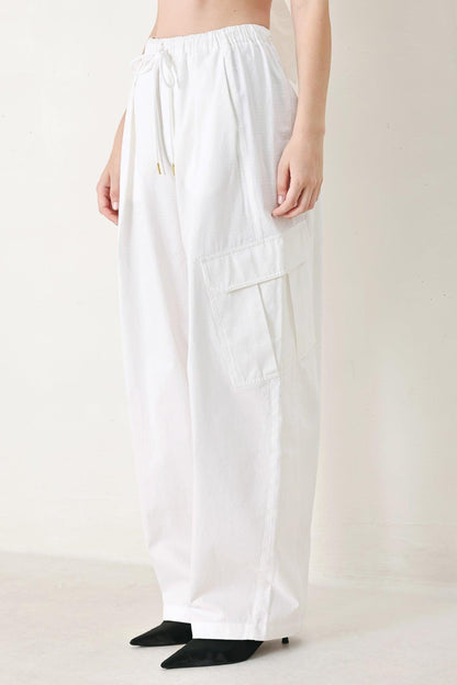 Crisp Essential Woven Ballon Pants