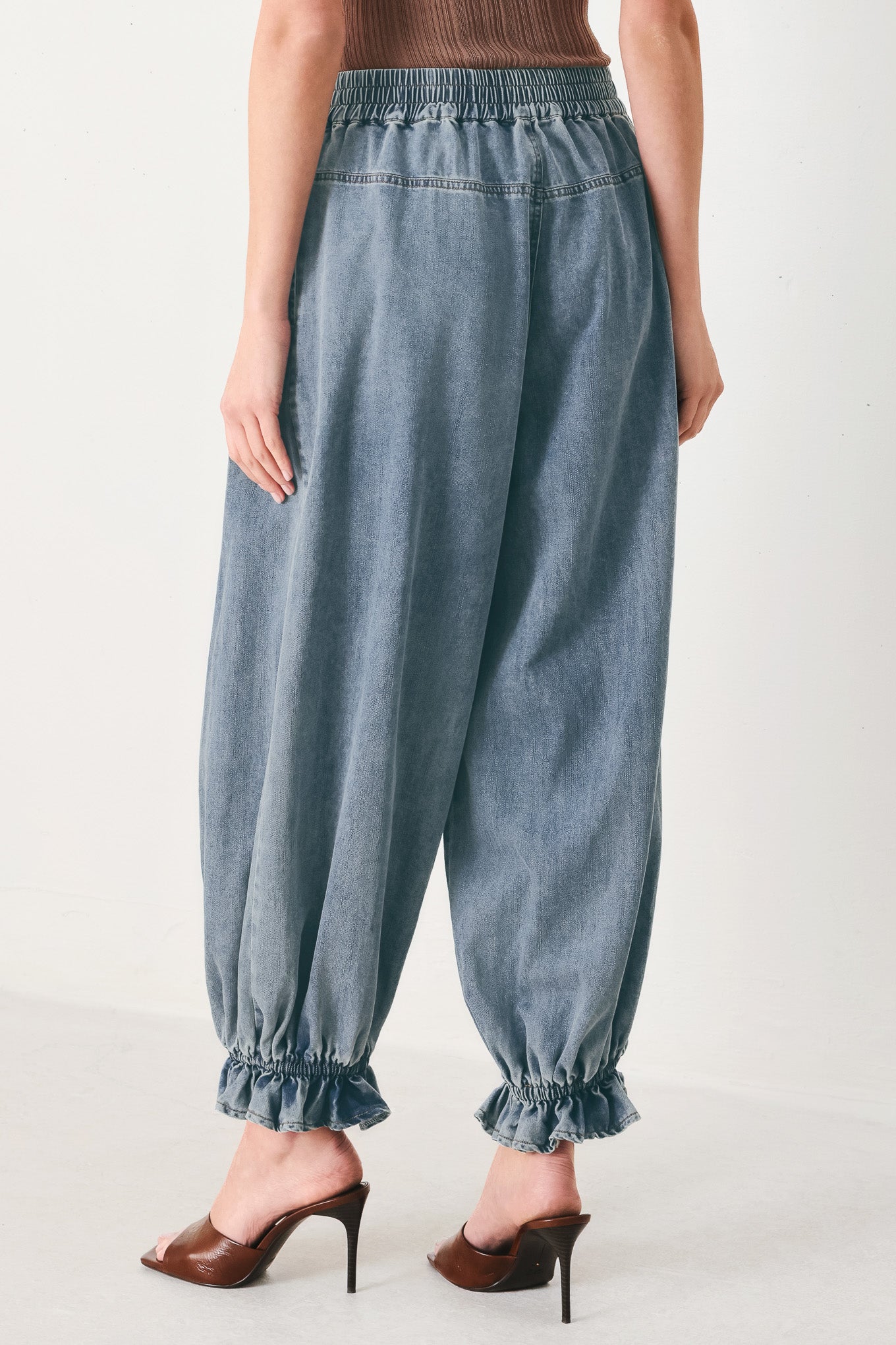 Easy Volume Denim Genie Pants