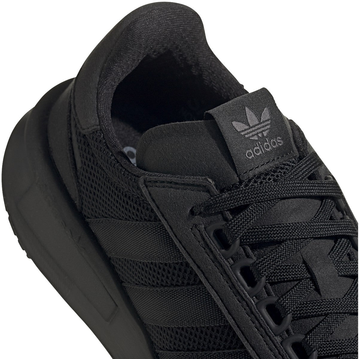 adidas Men's Retroset Sneakers