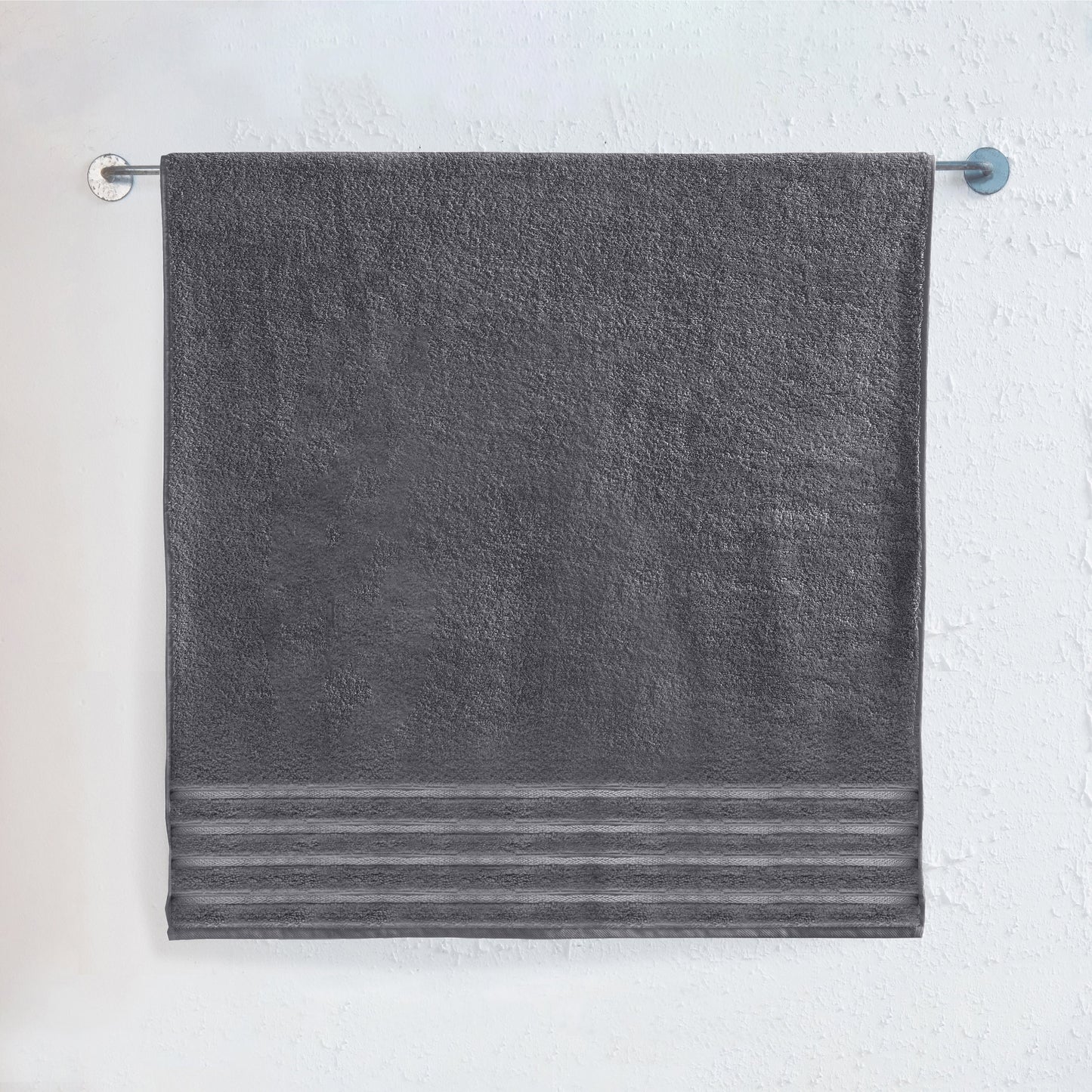 Elegant Comfort 1-Piece Premium Turkish Cotton 4 Lines Stripe Jumbo Towel, 35x 70 inch