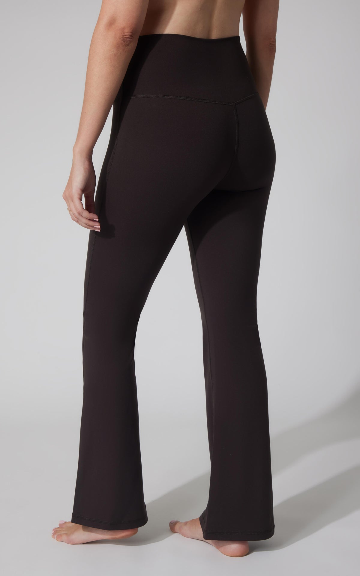 90 Degree by Reflex Lux Sophia 29.5" Crossover Flare Pant