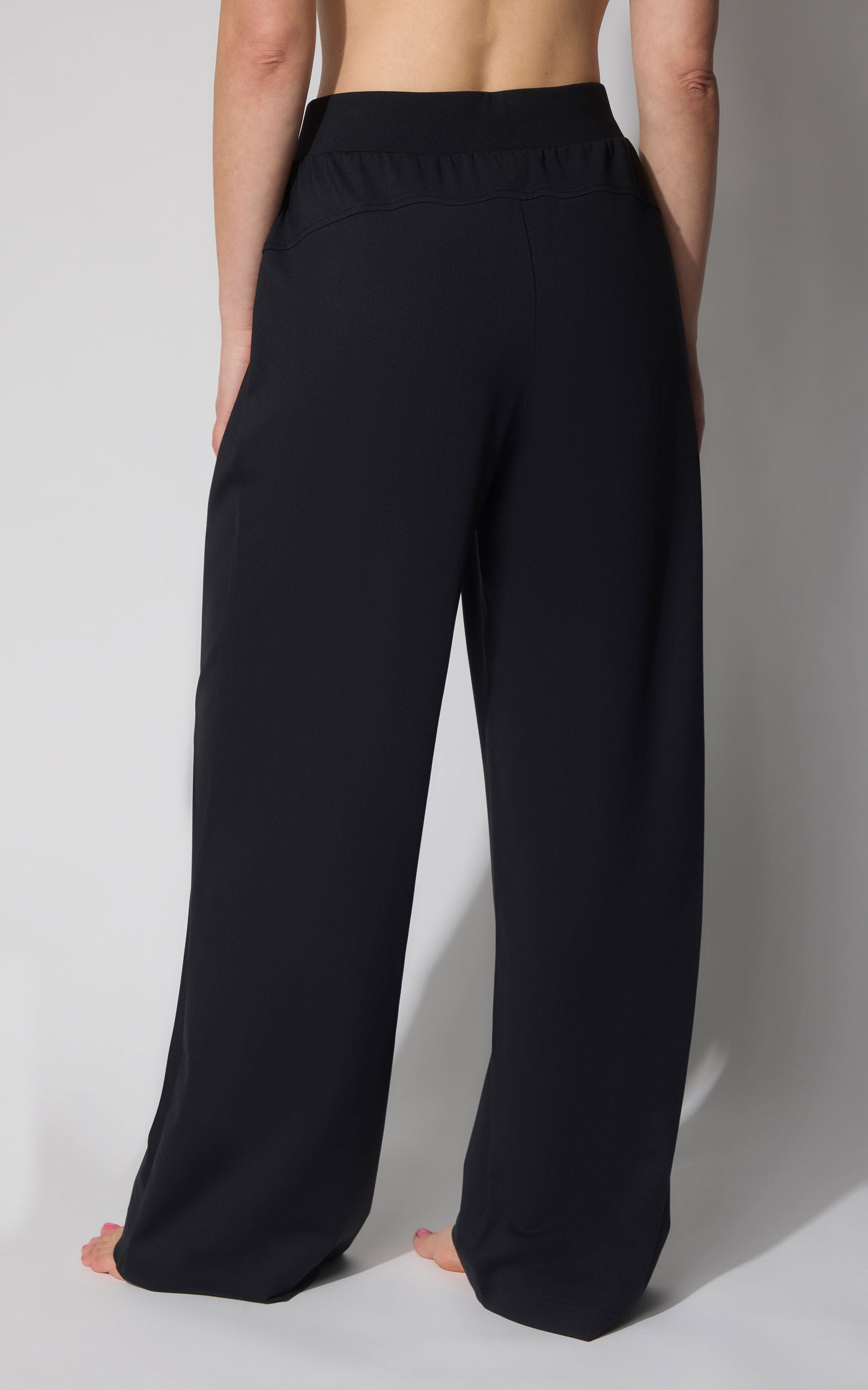 90 Degree by Reflex Lux Park Ave Wide Leg Pleated Pant W/ Side Pockets