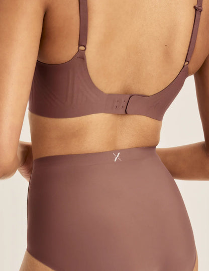 Revolution Scoop Bra - Last Call