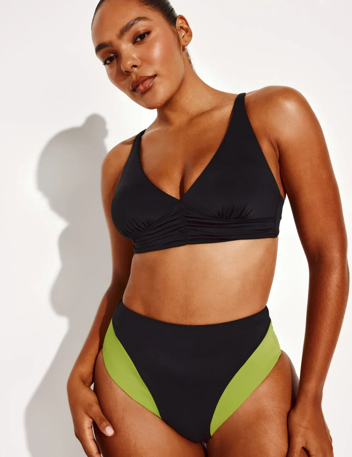 Sculpt Ruched Deep V Bikini Top