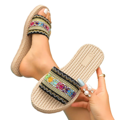 2026 New Summer Women Slippers Beach Fashion Sandals Ethnic Style Round Toe Casual Comfortable Flat Slippers Women Big Size 43