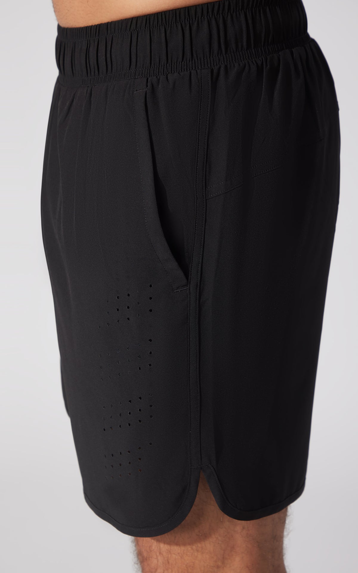 90 Degree by Reflex Men's Woven Compass 7" Short