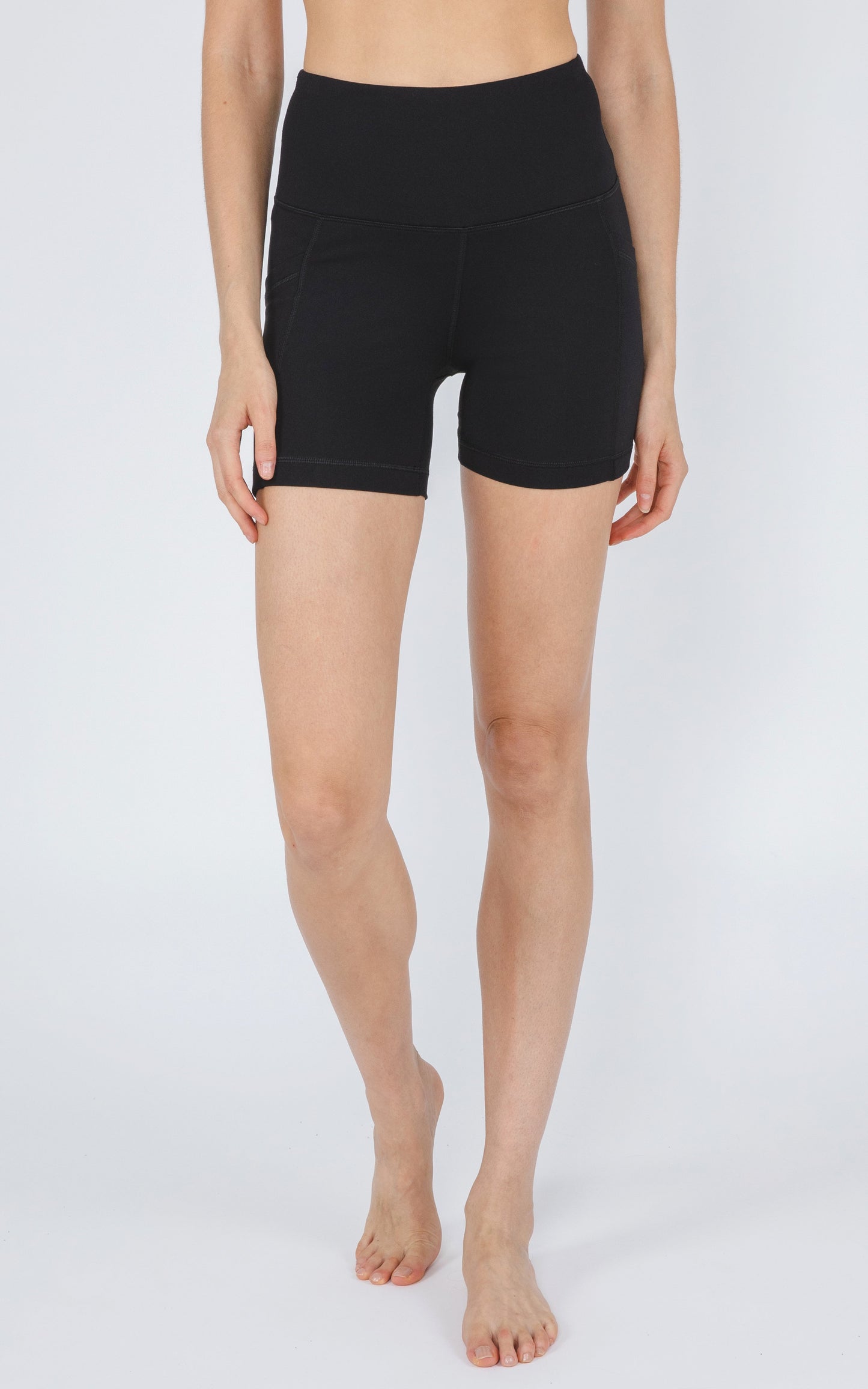 90 Degree by Reflex Lux Tribeca 5" High Waist Side Pocket Bike Short