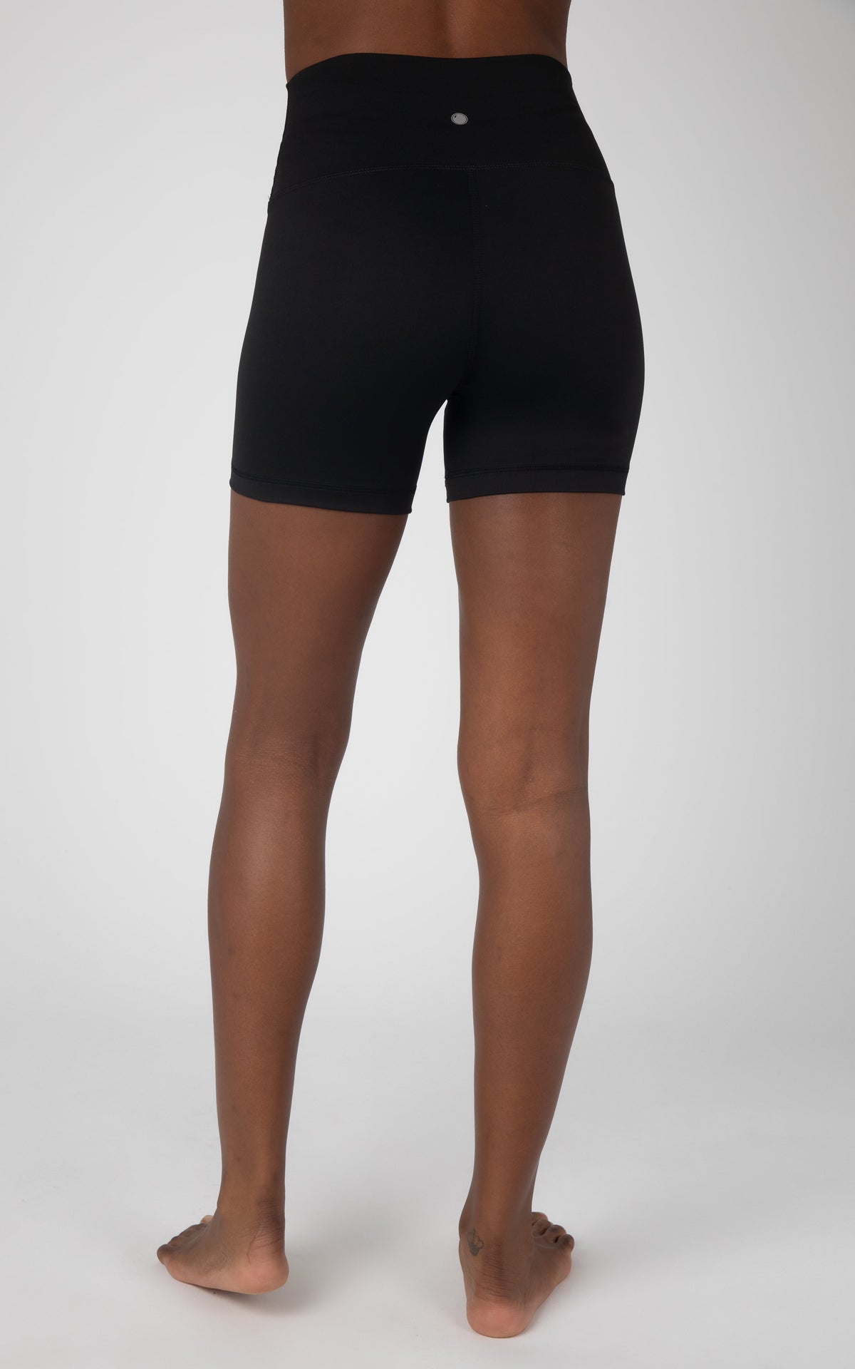 90 Degree by Reflex 2 PK Lux 5" One Classic and One Pocketed Shorts