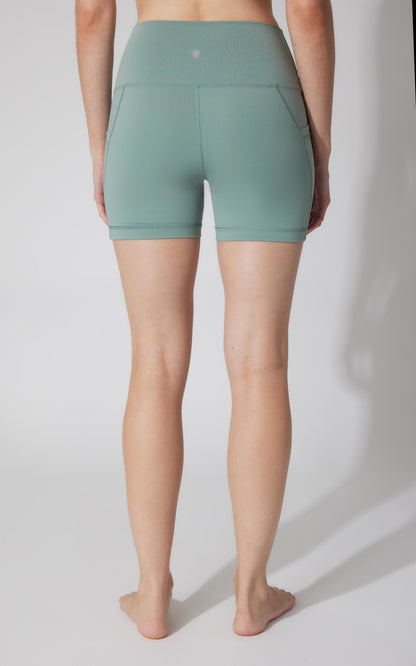 90 Degree by Reflex 2 PK Lux 5" One Classic and One Pocketed Shorts