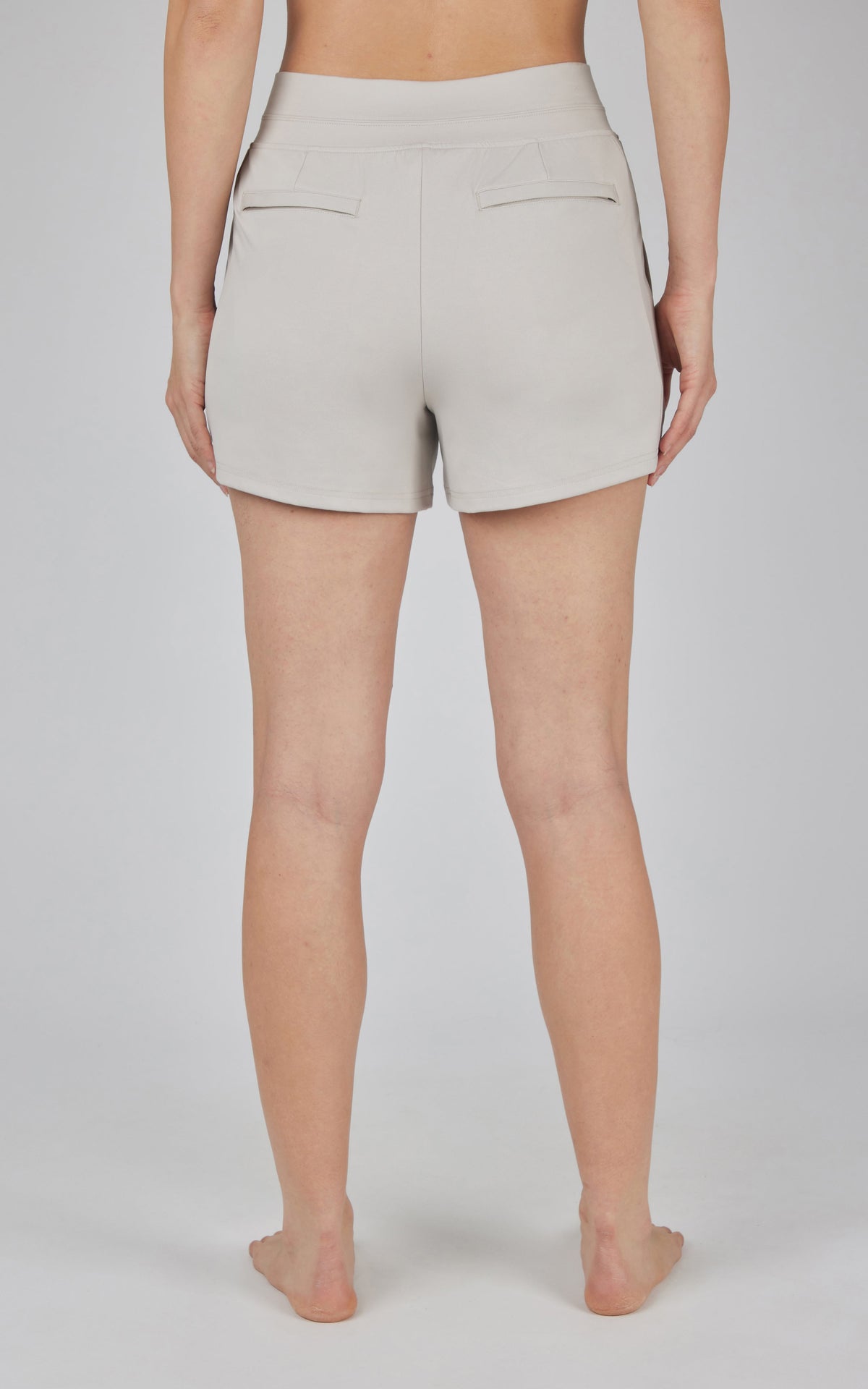 90 Degree by Reflex Lux Clean Front Multi Pocket 4" Short
