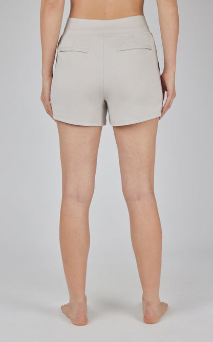 90 Degree by Reflex Lux Clean Front Multi Pocket 4" Short
