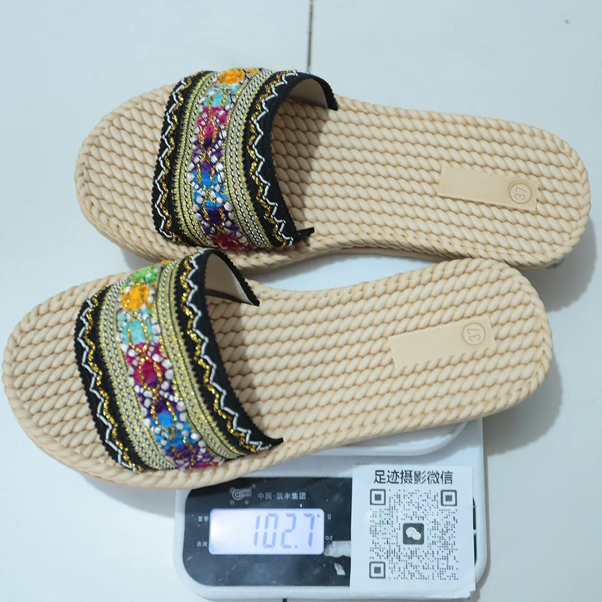2026 New Summer Women Slippers Beach Fashion Sandals Ethnic Style Round Toe Casual Comfortable Flat Slippers Women Big Size 43