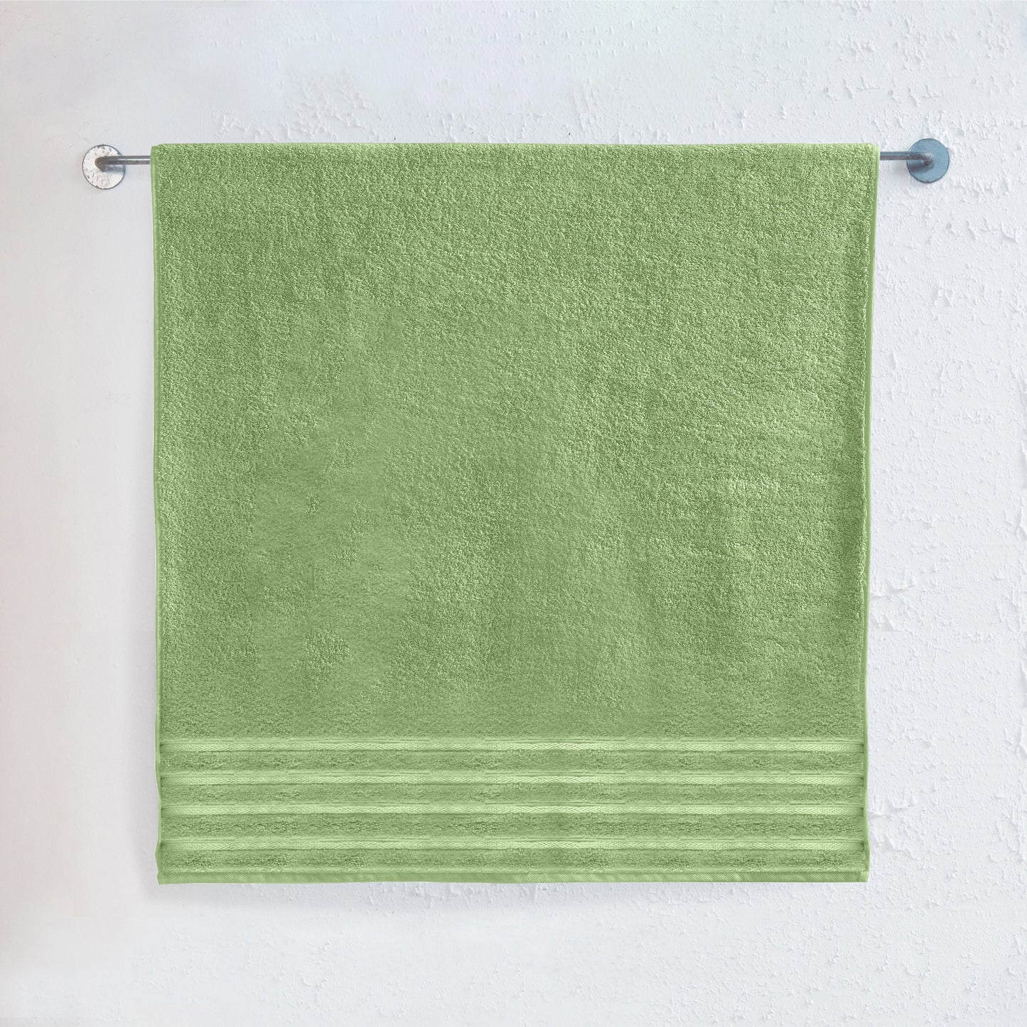 Elegant Comfort 1-Piece Premium Turkish Cotton 4 Lines Stripe Jumbo Towel, 35x 70 inch