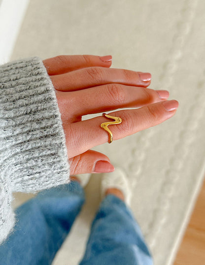 Elevated Faith Wavy Heart Ring