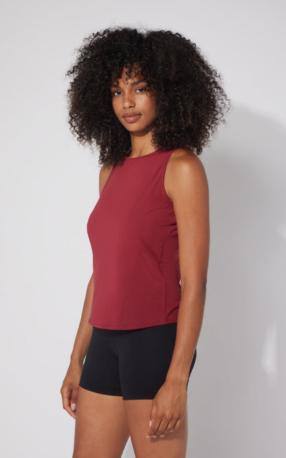 90 Degree by Reflex Laser Cut Active Pulse Tank