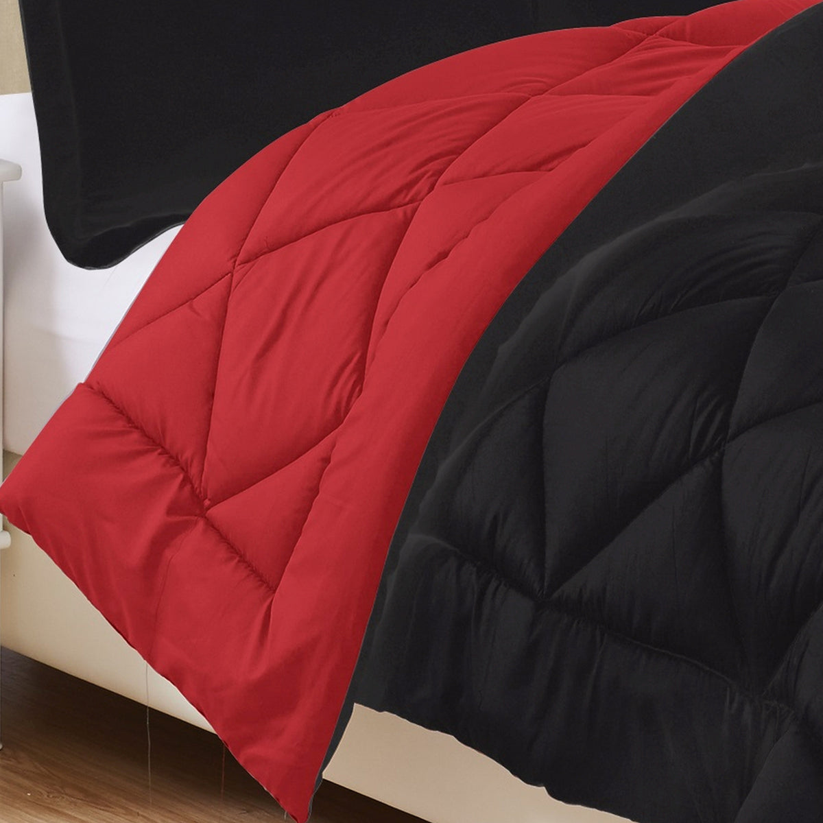 Elegant Comfort 3-Piece Reversible Diamond Stitched Comforter & Shams